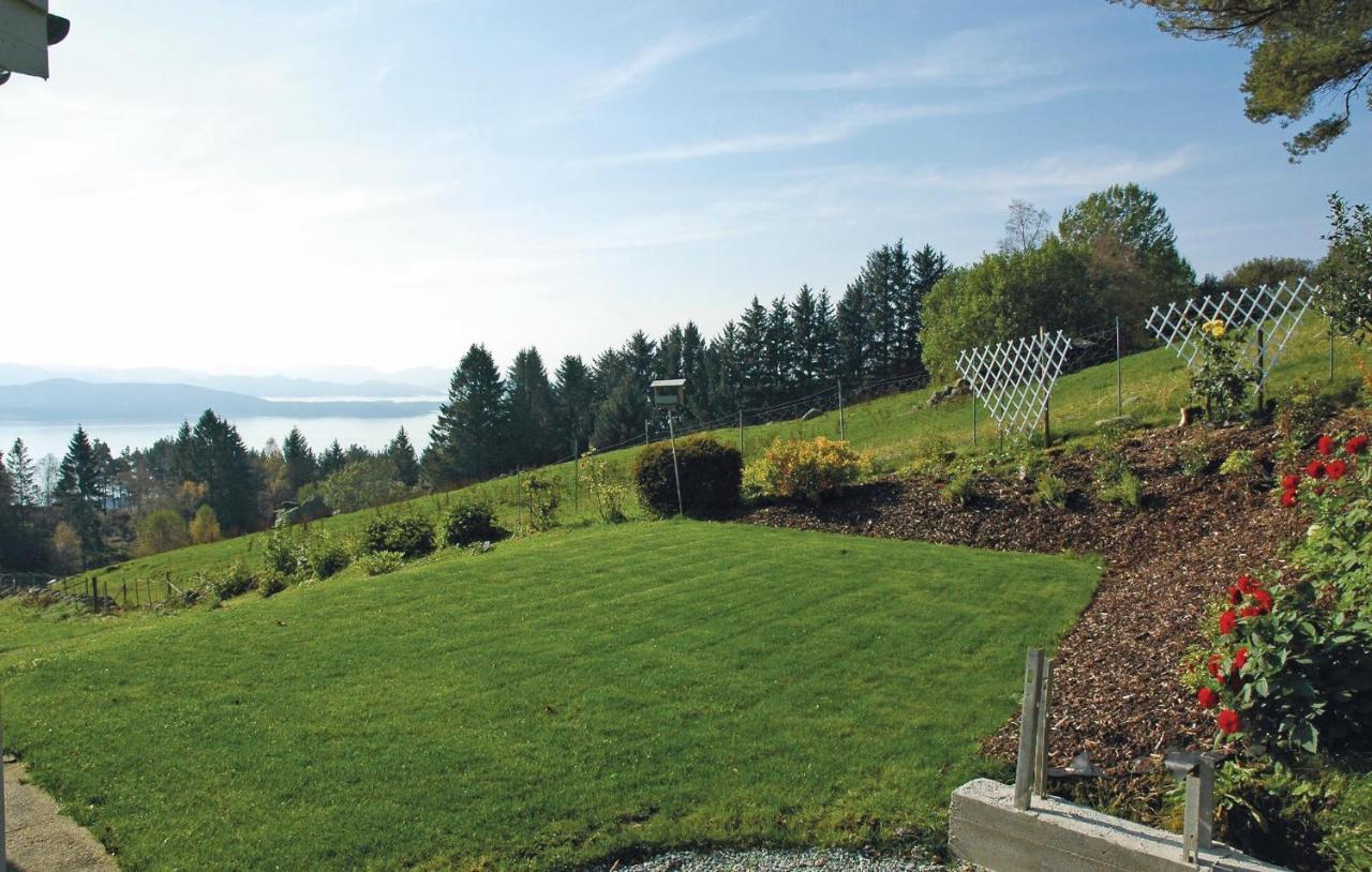 Stunning Home In Tau With House A Mountain View Exterior photo